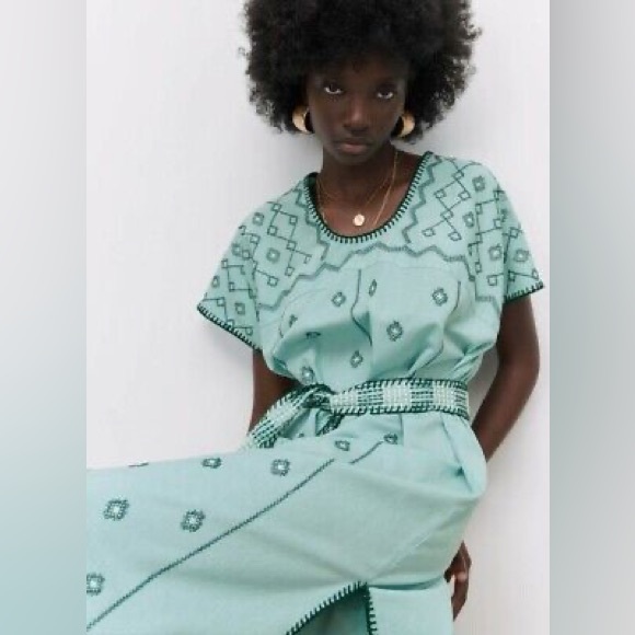 Zara Dresses & Skirts - Zara Embroidered Linen Caftan Dress